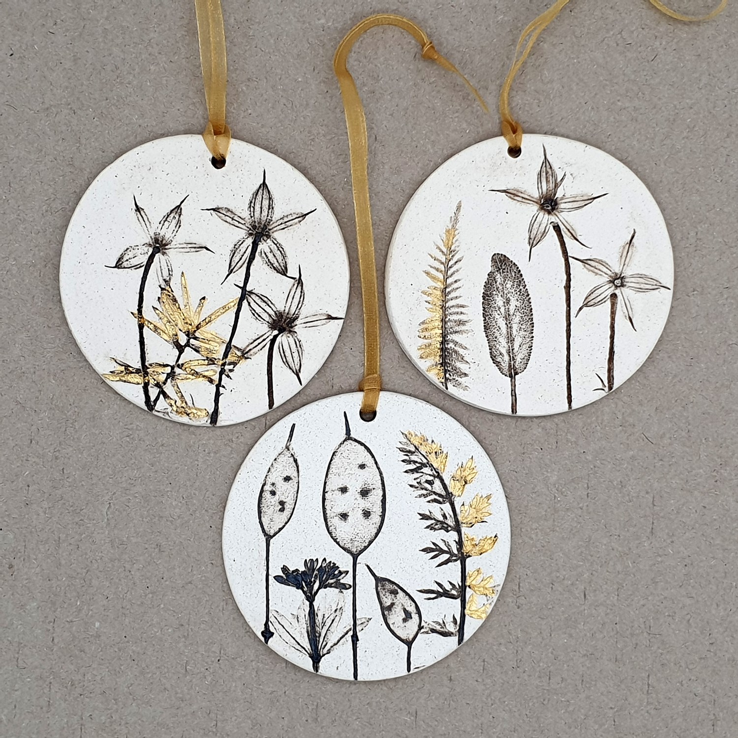 Three 7cm Round Hanging Botanical Tiles With 24ct Gold Leaf