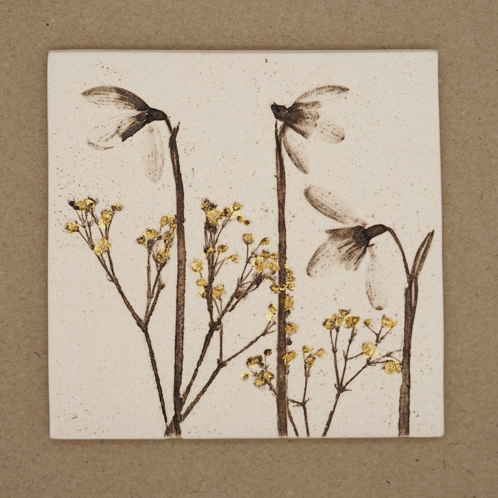 10cm Square Snowdrop Tile With 24ct Gold Leaf