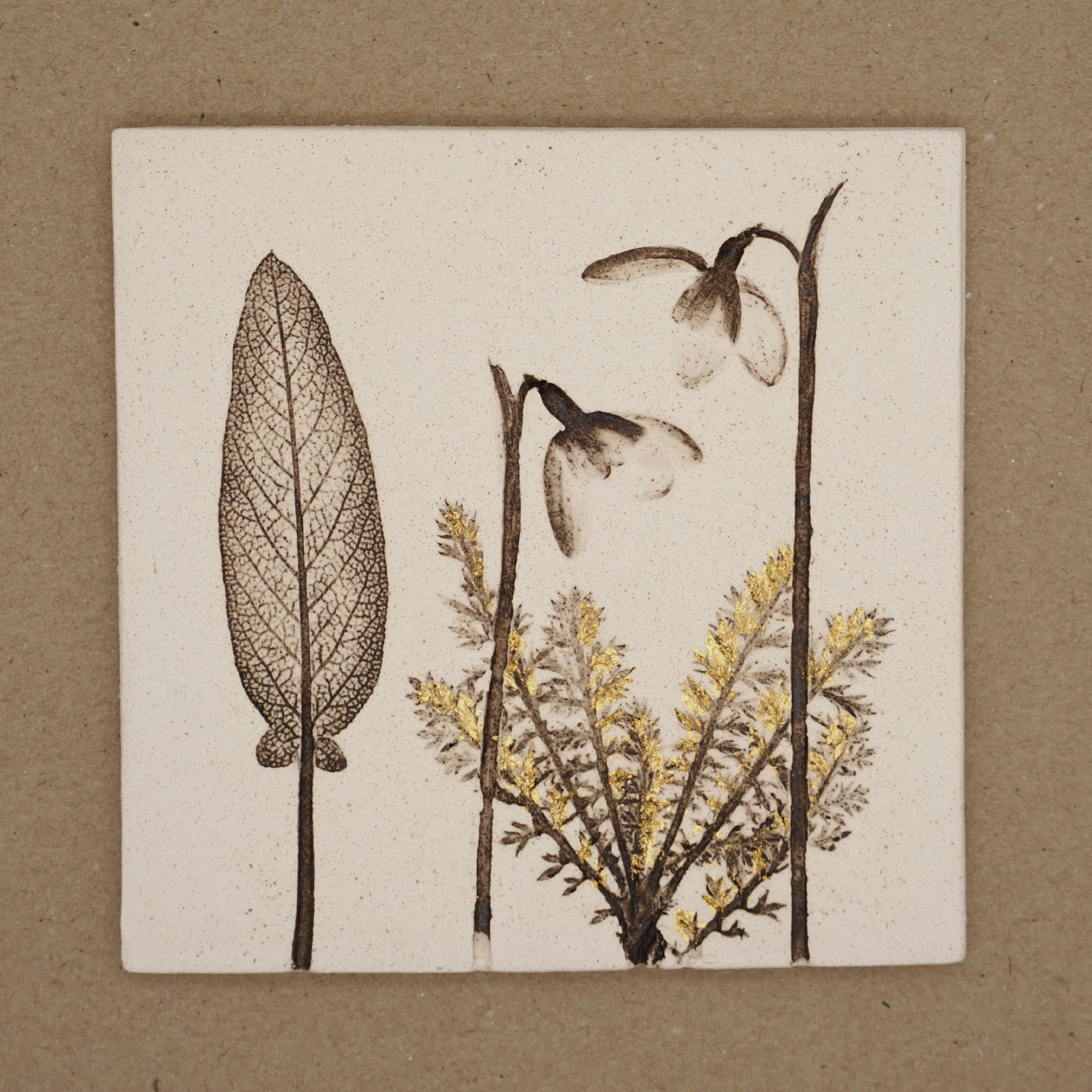 10cm Square Snowdrop Tile With 24ct Gold Leaf